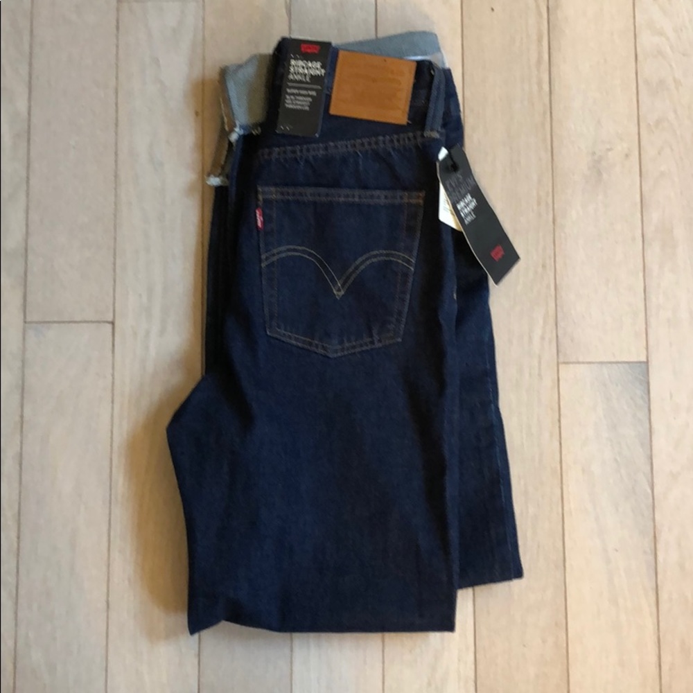 Levi’s Ribcage Straight Ankle Jeans NWT 27